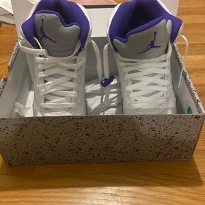 Women’s Purple & White Retro Jordan